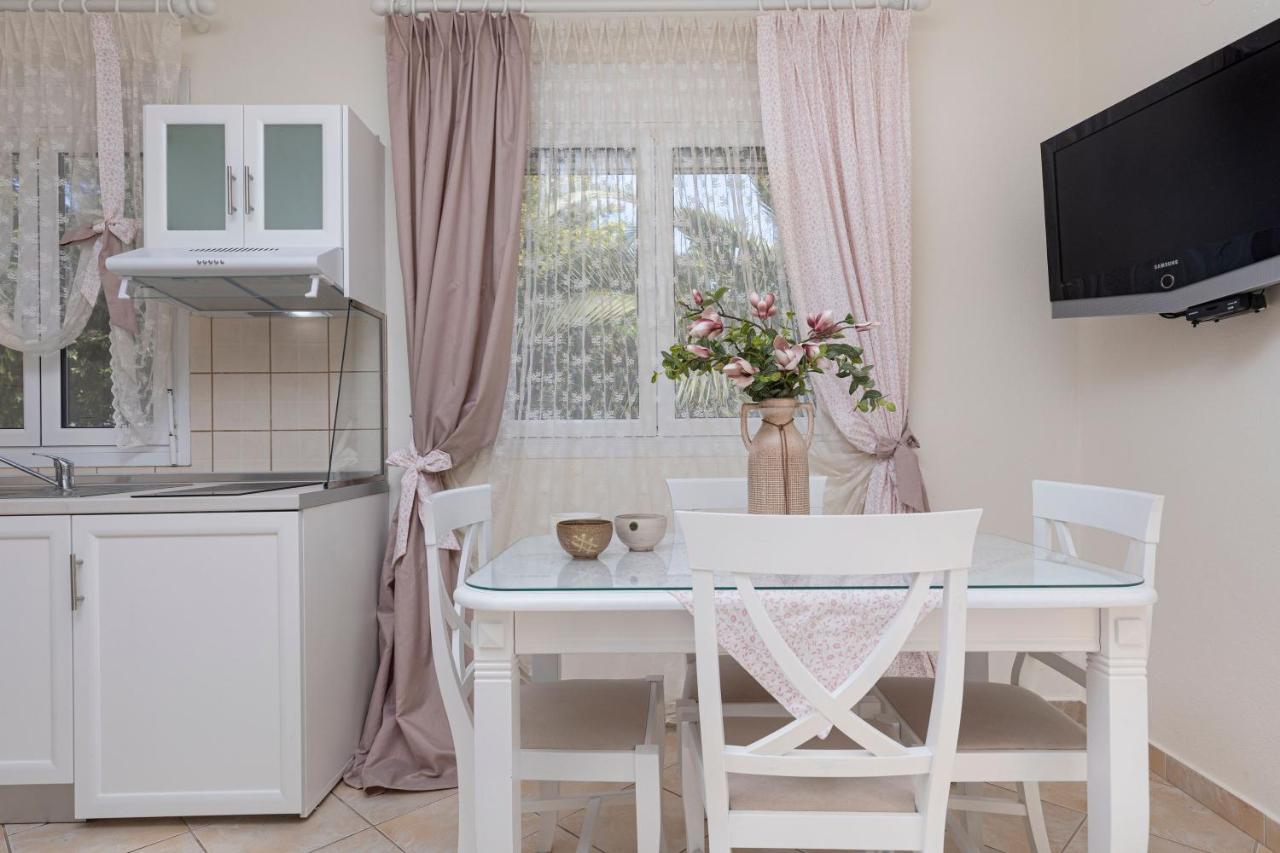 San Giorgio Apartments สกาลา โปเตมิอัส ภายนอก รูปภาพ