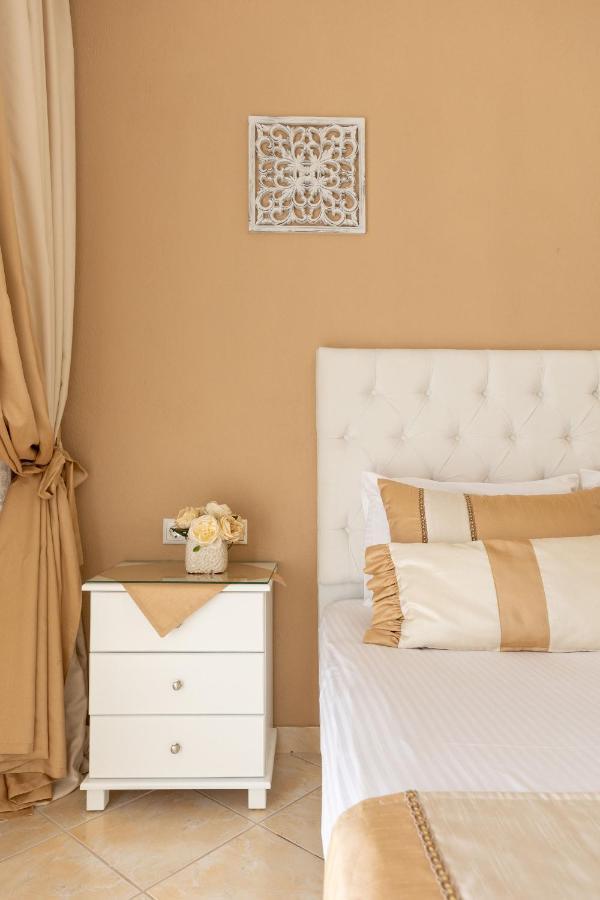 San Giorgio Apartments สกาลา โปเตมิอัส ภายนอก รูปภาพ