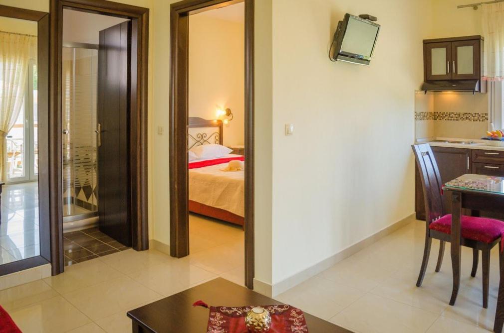 San Giorgio Apartments สกาลา โปเตมิอัส ภายนอก รูปภาพ